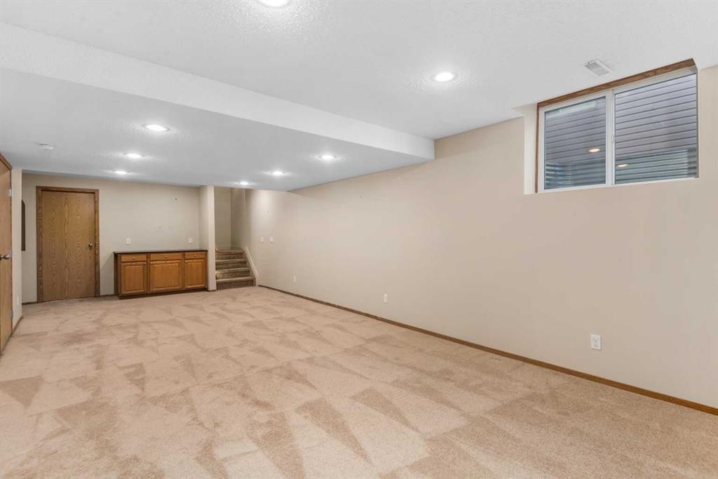 115 Chaparral Point Se, Calgary, AB - Indoor Photo Showing Basement