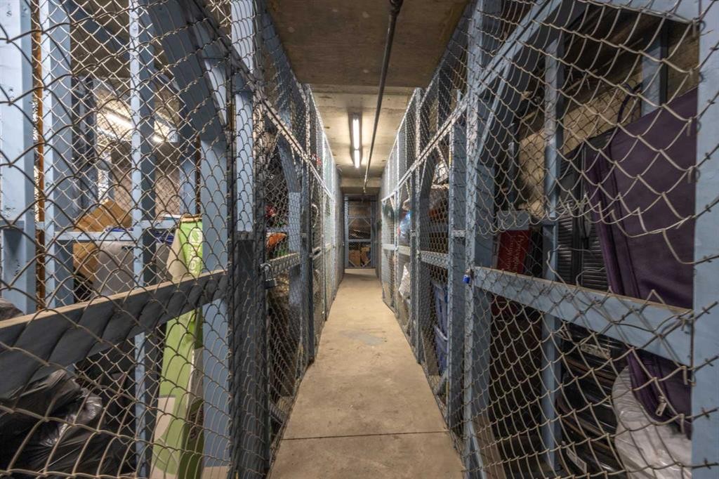 4211-13045 6 Street Sw, Calgary, AB - Indoor