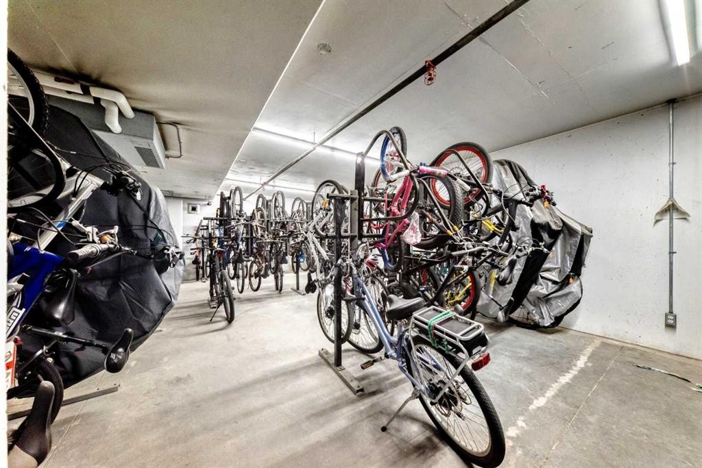 409-4150 Seton Drive Se, Calgary, AB - Indoor