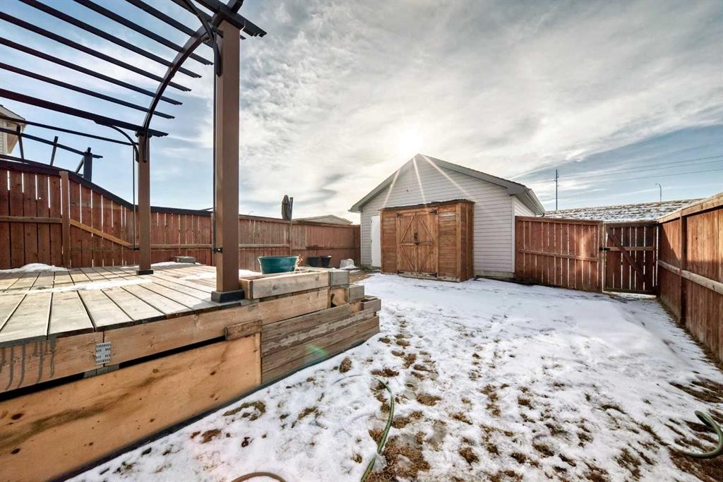 294 Elgin View Se, Calgary, AB - Outdoor