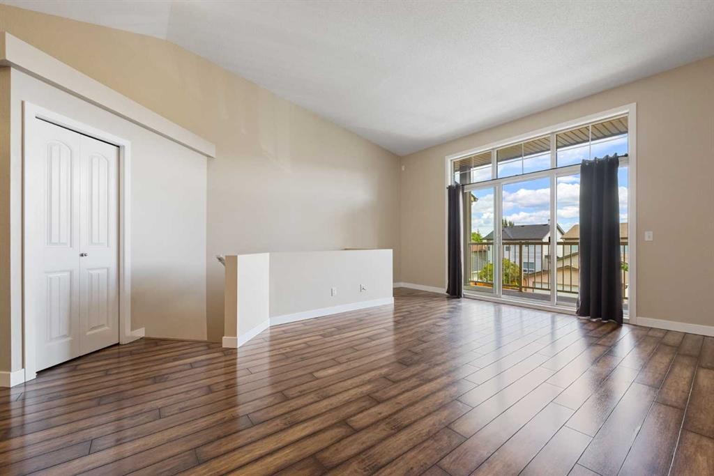 2203-230 Eversyde Boulevard Sw, Calgary, AB - Indoor Photo Showing Other Room