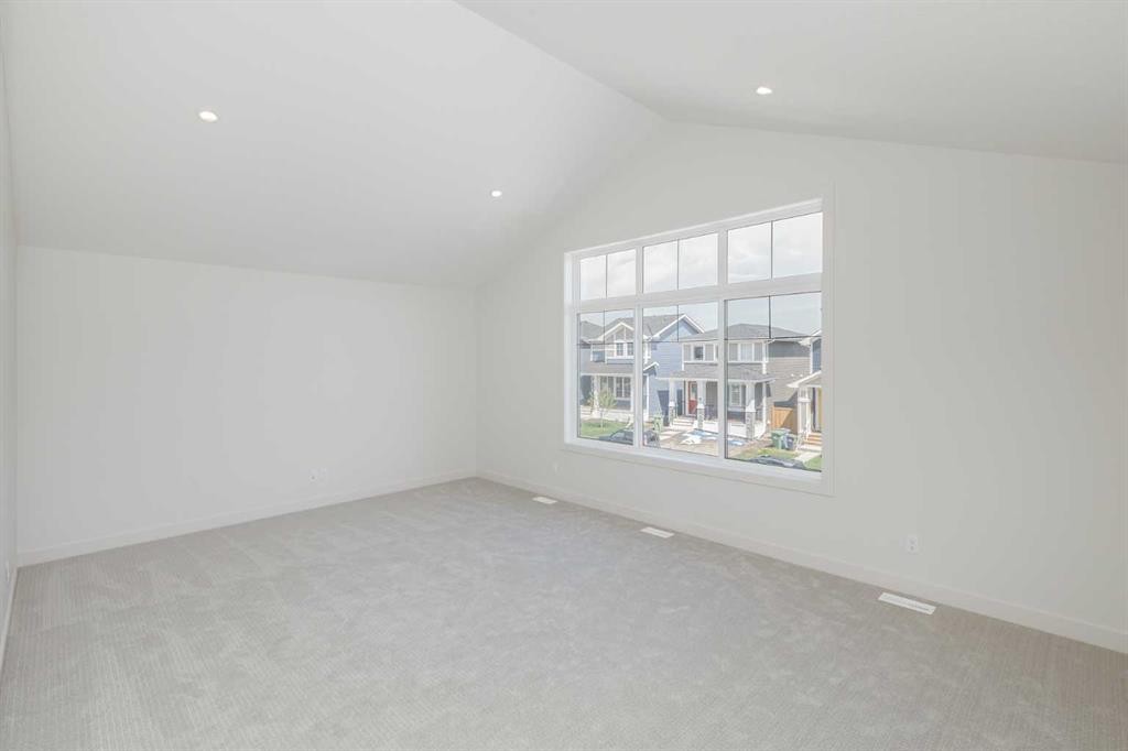 47 Sundown Crescent, Cochrane, AB - Indoor Photo Showing Other Room