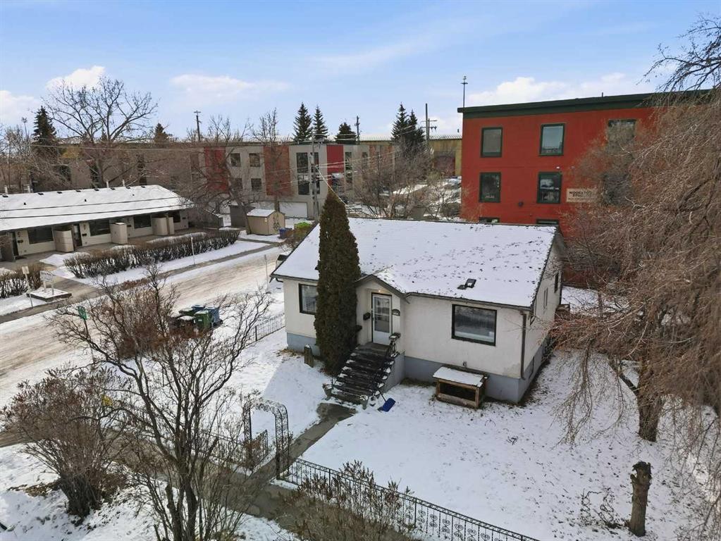 1339 11 Avenue Se, Calgary, AB - Outdoor