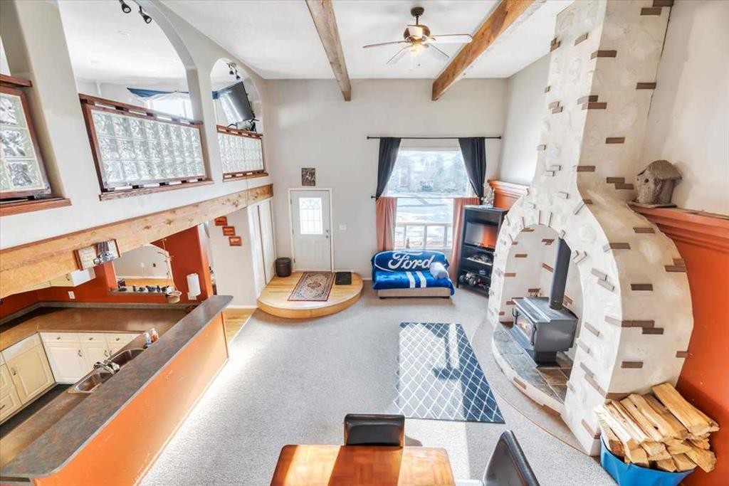 427 Cole Crescent, Carseland, AB - Indoor Photo Showing Other Room