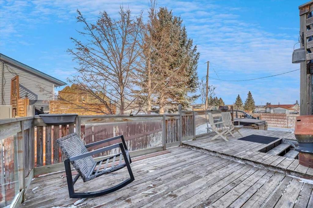 427 Cole Crescent, Carseland, AB - Outdoor