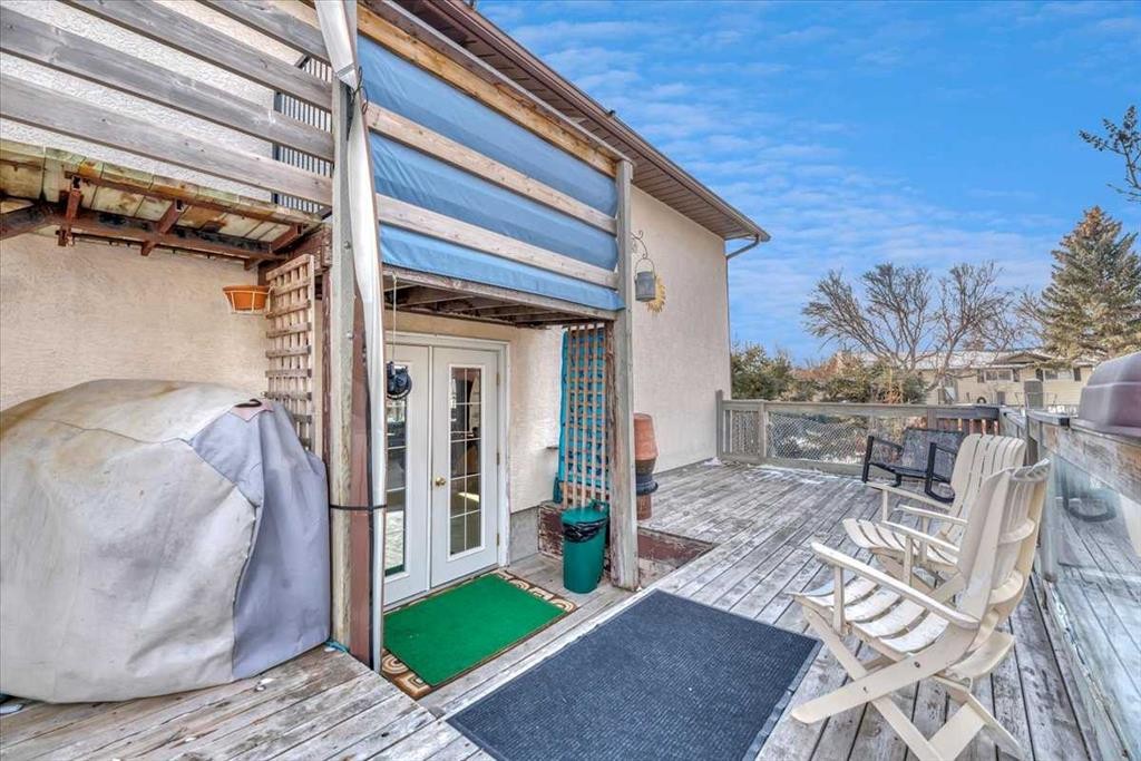 427 Cole Crescent, Carseland, AB - Outdoor