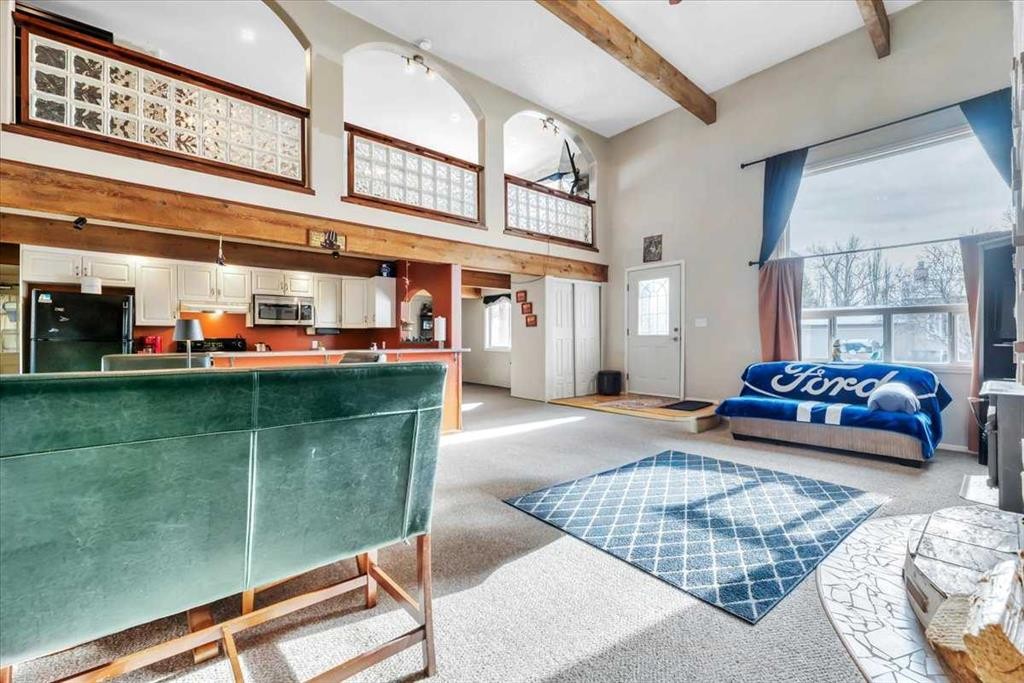 427 Cole Crescent, Carseland, AB - Indoor Photo Showing Other Room