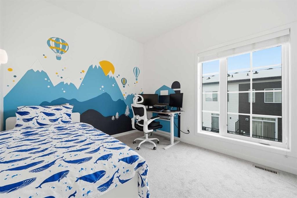 93 Walgrove Common Se, Calgary, AB - Indoor Photo Showing Bedroom