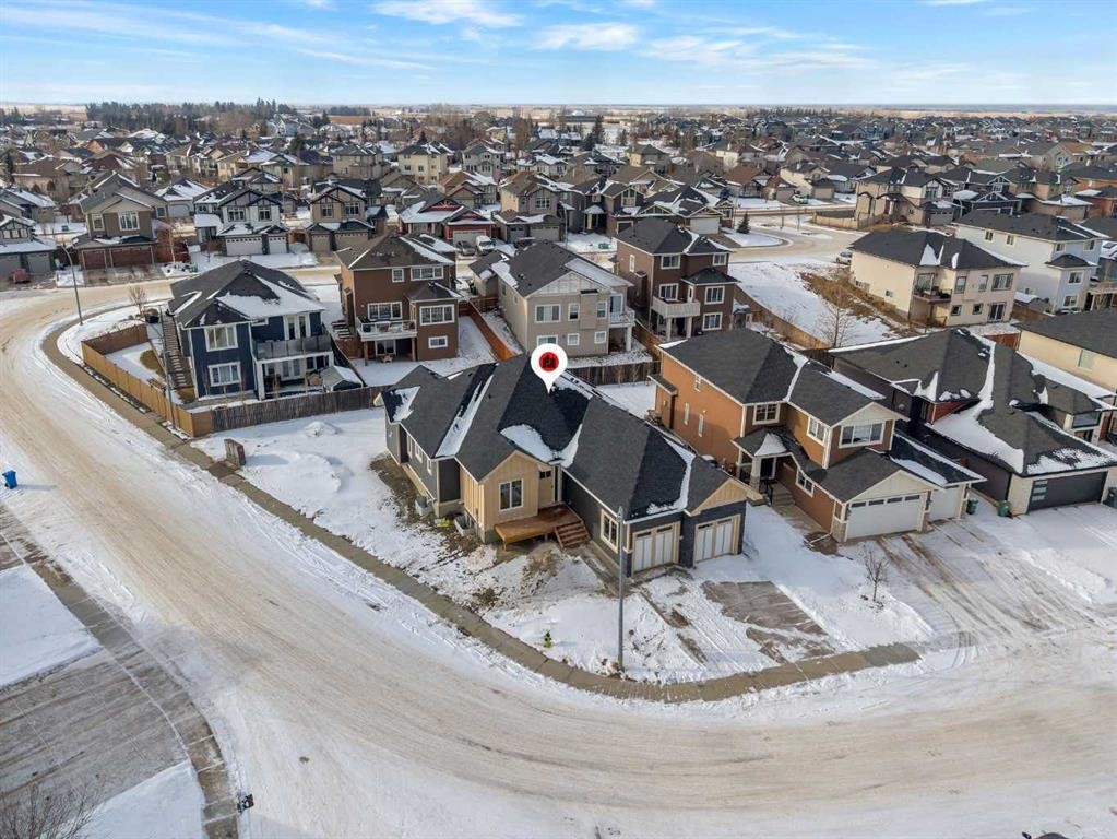 32 Lakes Estates Circle, Strathmore, AB - Outdoor