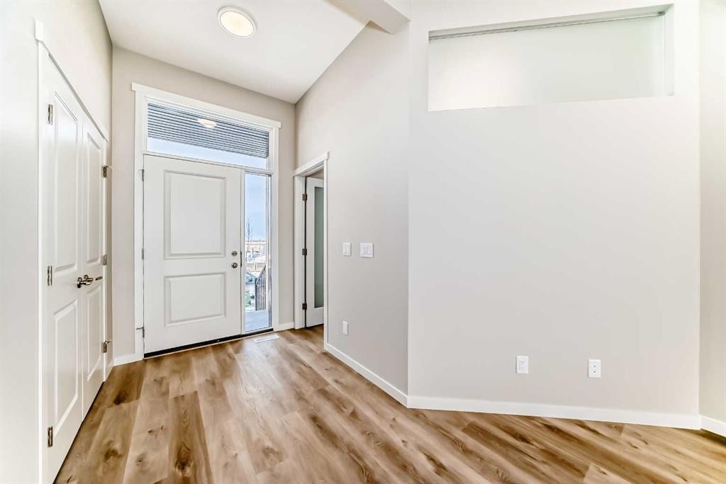 123 Sawgrass Gate Nw, Airdrie, AB - Indoor Photo Showing Other Room