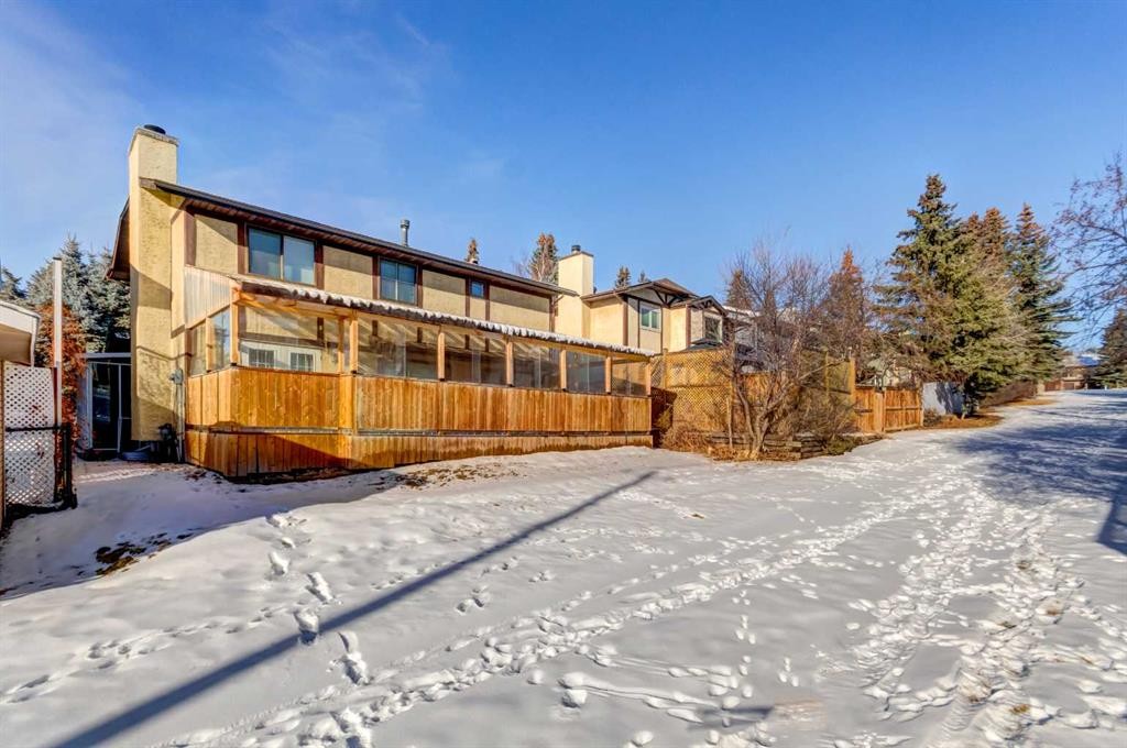 83 Hawkfield Crescent Nw, Calgary, AB - Outdoor