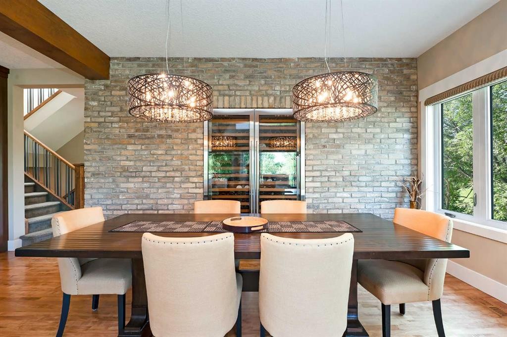 664 29 Avenue Nw, Calgary, AB - Indoor Photo Showing Dining Room