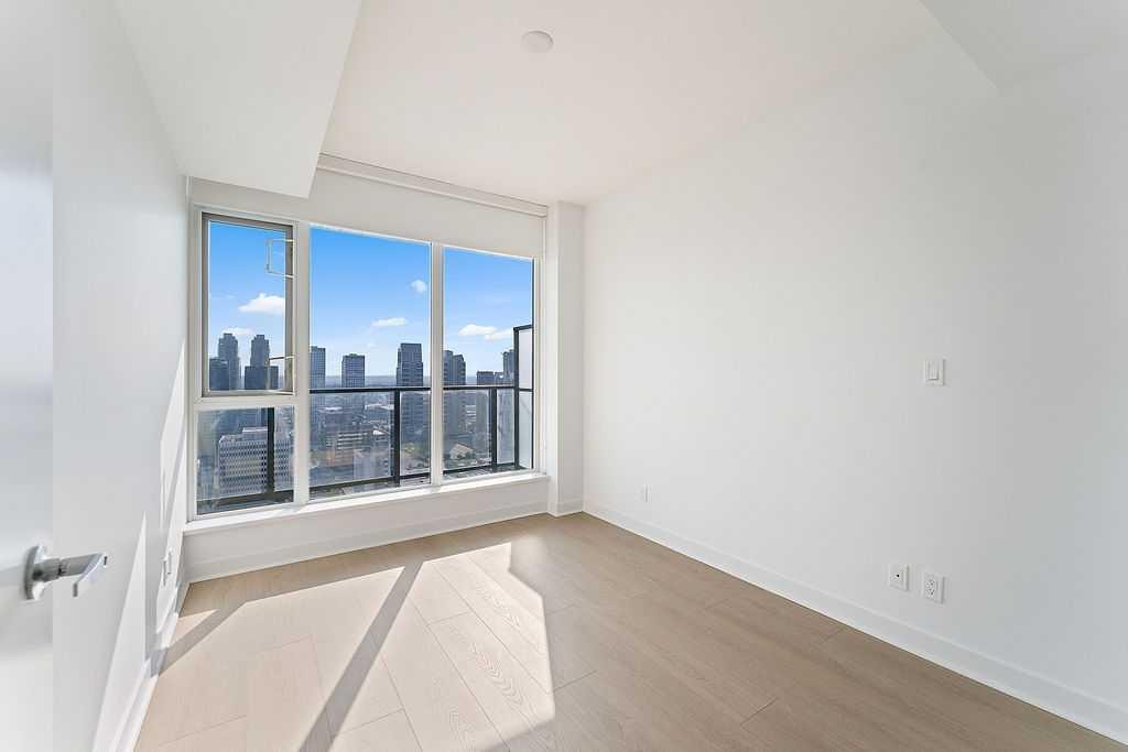 2705-310 12 Avenue Sw, Calgary, AB - Indoor Photo Showing Other Room