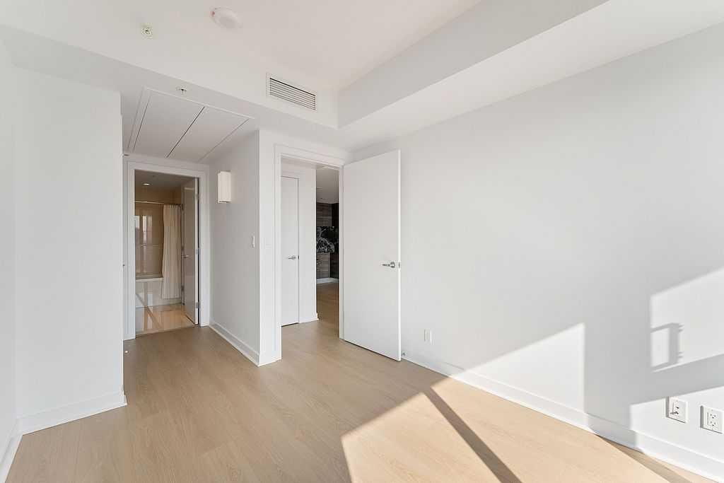 2705-310 12 Avenue Sw, Calgary, AB - Indoor Photo Showing Other Room