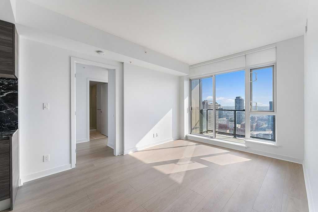 2705-310 12 Avenue Sw, Calgary, AB - Indoor Photo Showing Other Room