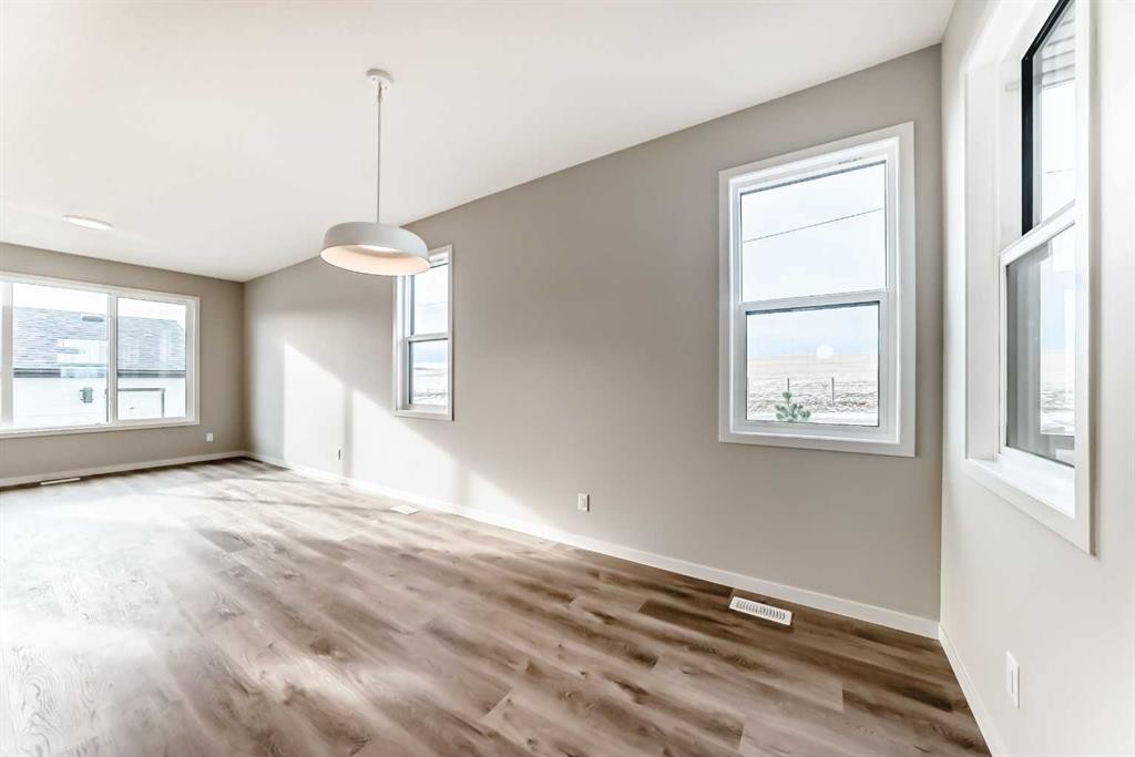 103 Sawgrass Gate Nw, Airdrie, AB - Indoor Photo Showing Other Room