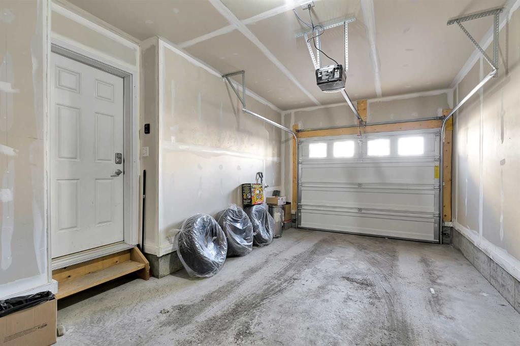 909 Skyview Ranch Grove, Calgary, AB - Indoor Photo Showing Garage