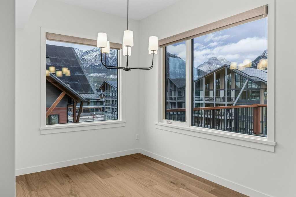 407-1505 Spring Creek Gate, Canmore, AB - Indoor Photo Showing Other Room