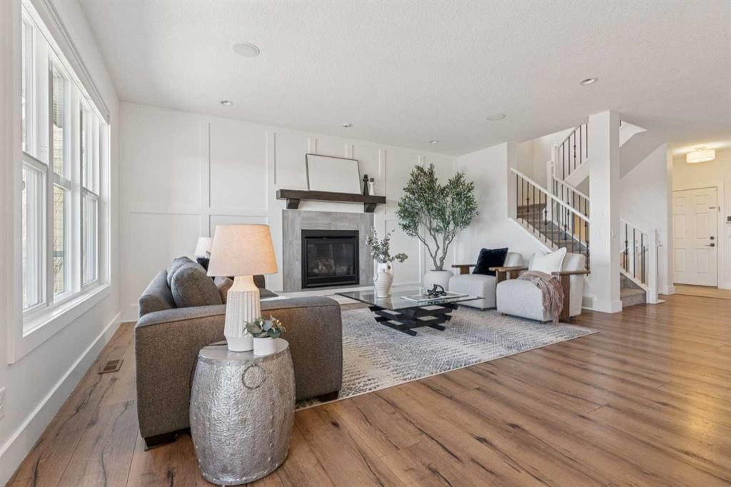 47 Sundown Way, Cochrane, AB