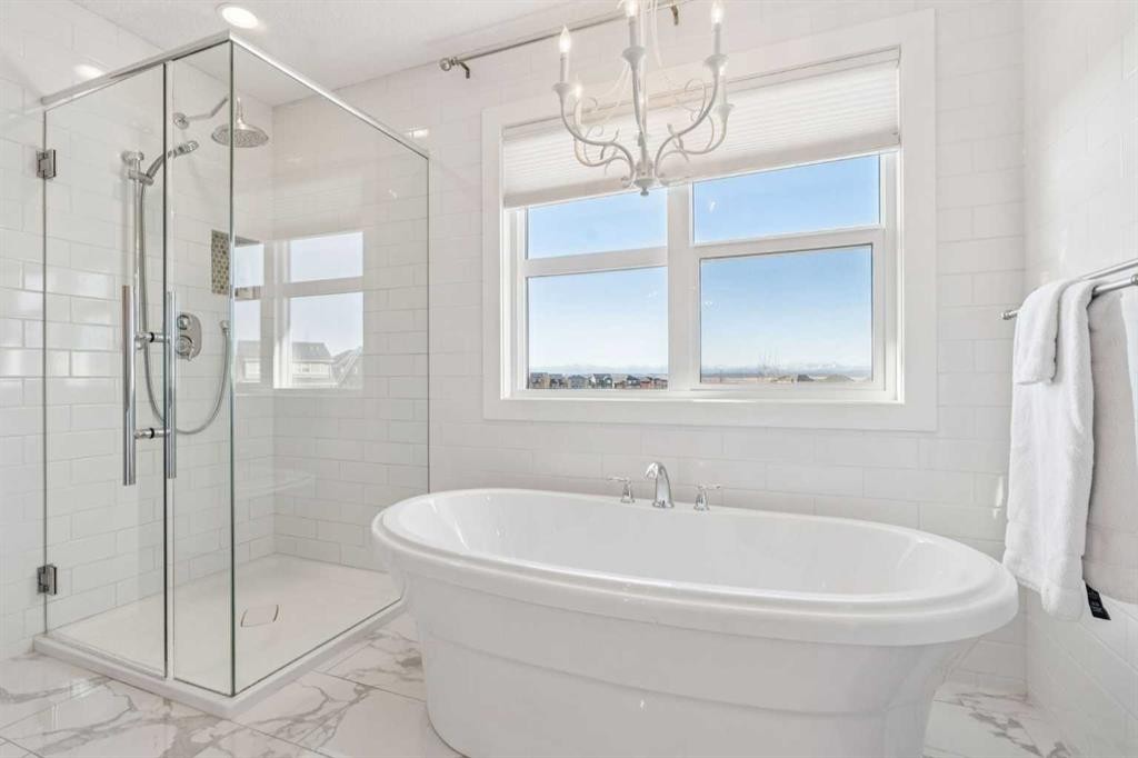 47 Sundown Way, Cochrane, AB