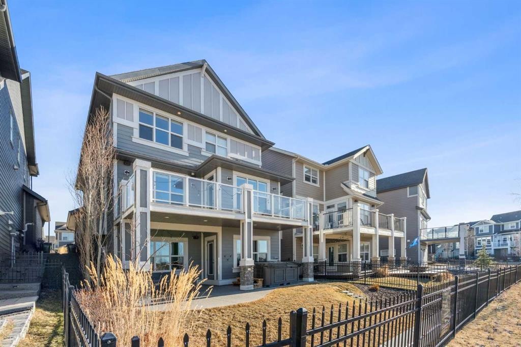 47 Sundown Way, Cochrane, AB