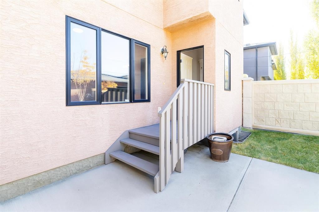 1421 40 Street Sw, Calgary, AB - With Exterior