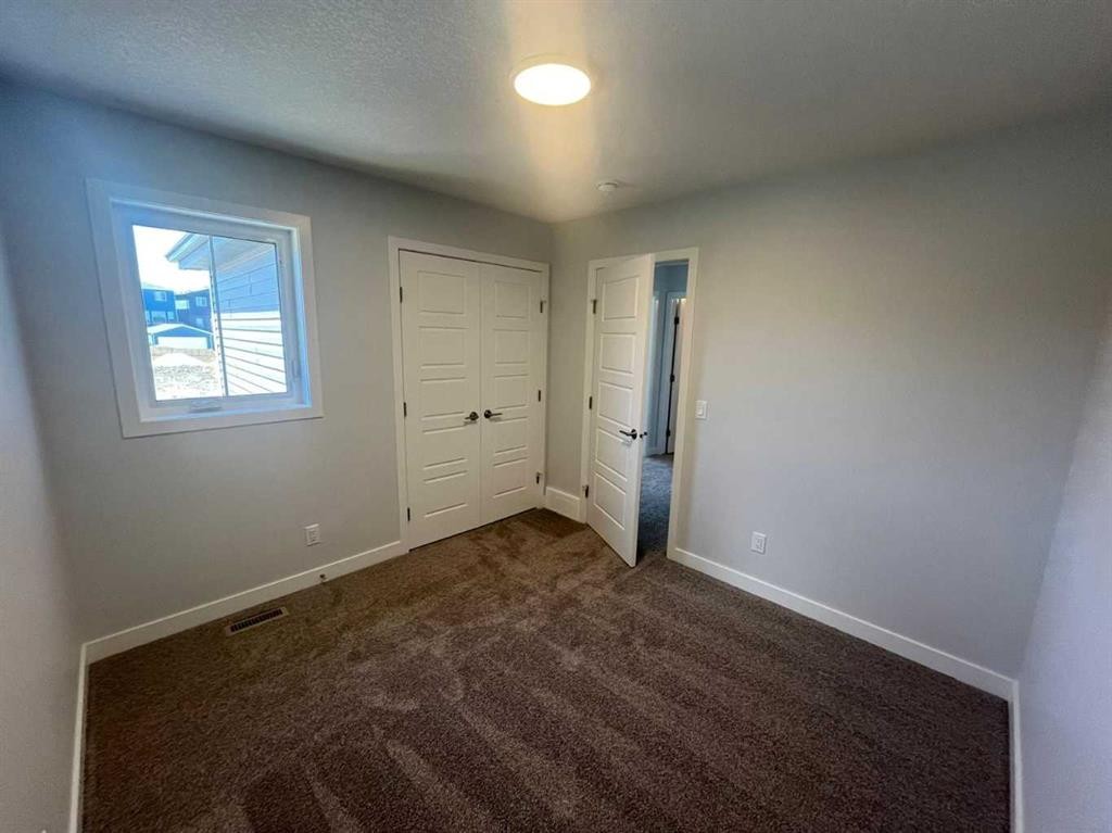 229 Edith Road Nw, Calgary, AB - Indoor Photo Showing Other Room