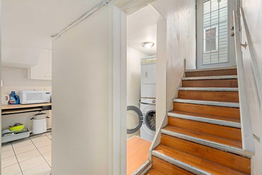 216 15 Avenue Nw, Calgary, AB - Indoor