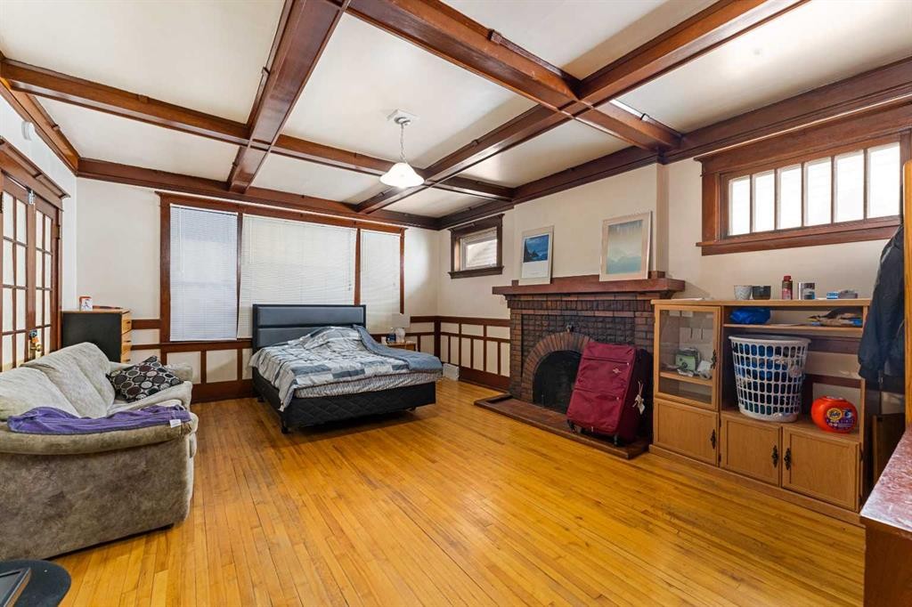 216 15 Avenue Nw, Calgary, AB - Indoor