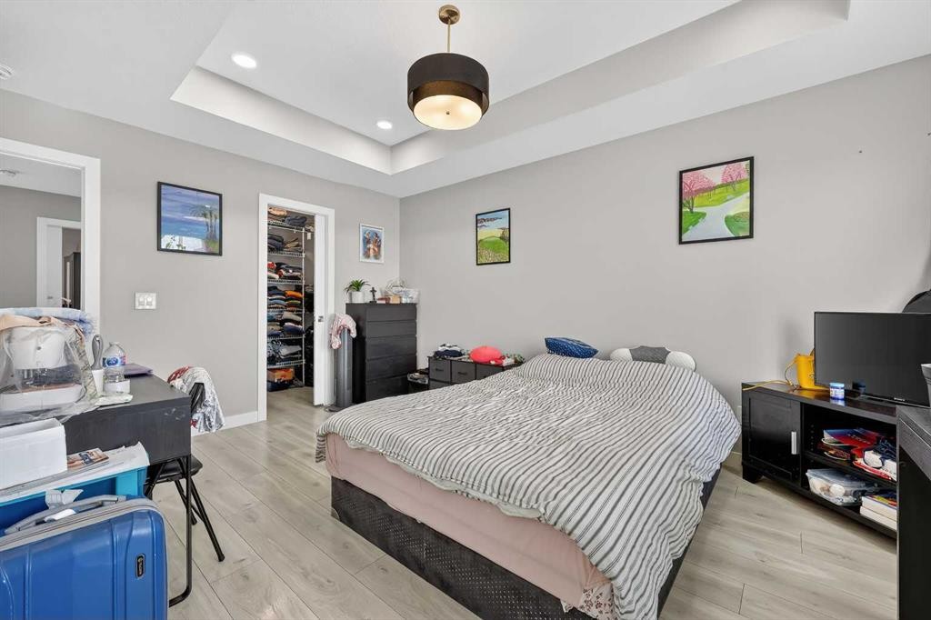 132 Corner Meadows Gate Ne, Calgary, AB - Indoor Photo Showing Bedroom