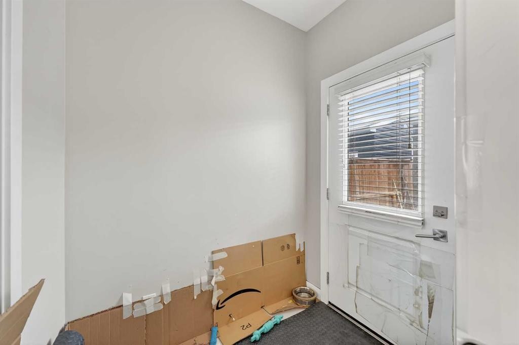 132 Corner Meadows Gate Ne, Calgary, AB - Indoor Photo Showing Other Room