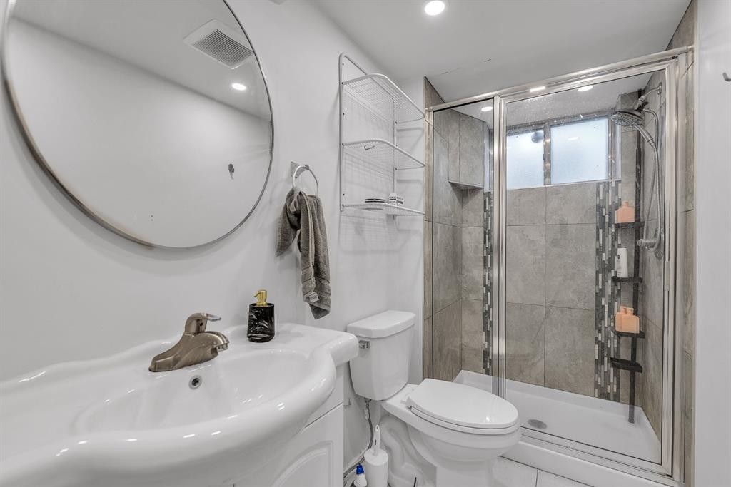 9883 Athens Road Se, Calgary, AB