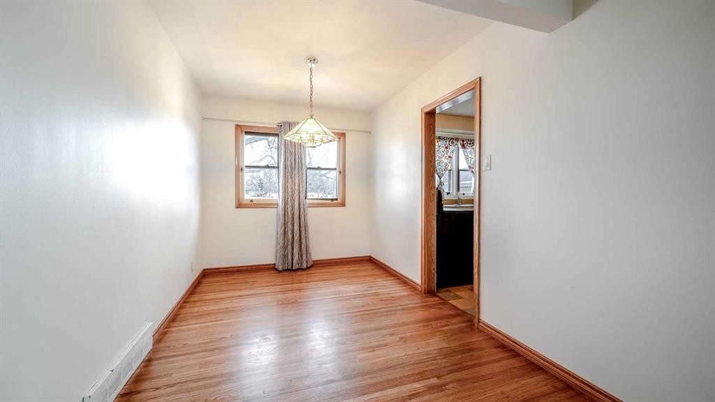 10 Marlowe Place Ne, Calgary, AB - Indoor Photo Showing Other Room