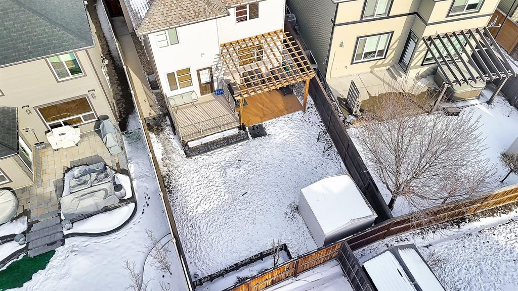 31 Walden Court Se, Calgary, AB - Photo Showing Other Room