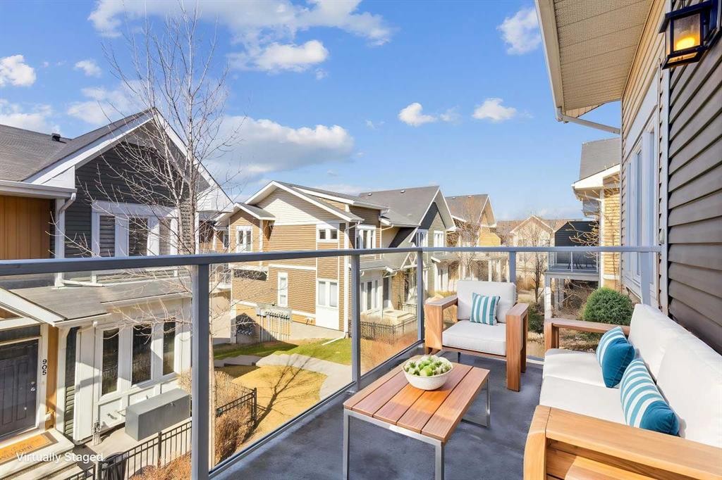 1006 Auburn Bay Square Se, Calgary, AB - Outdoor