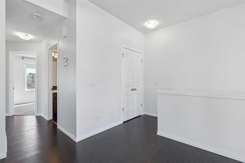 1006 Auburn Bay Square Se, Calgary, AB - Indoor Photo Showing Other Room