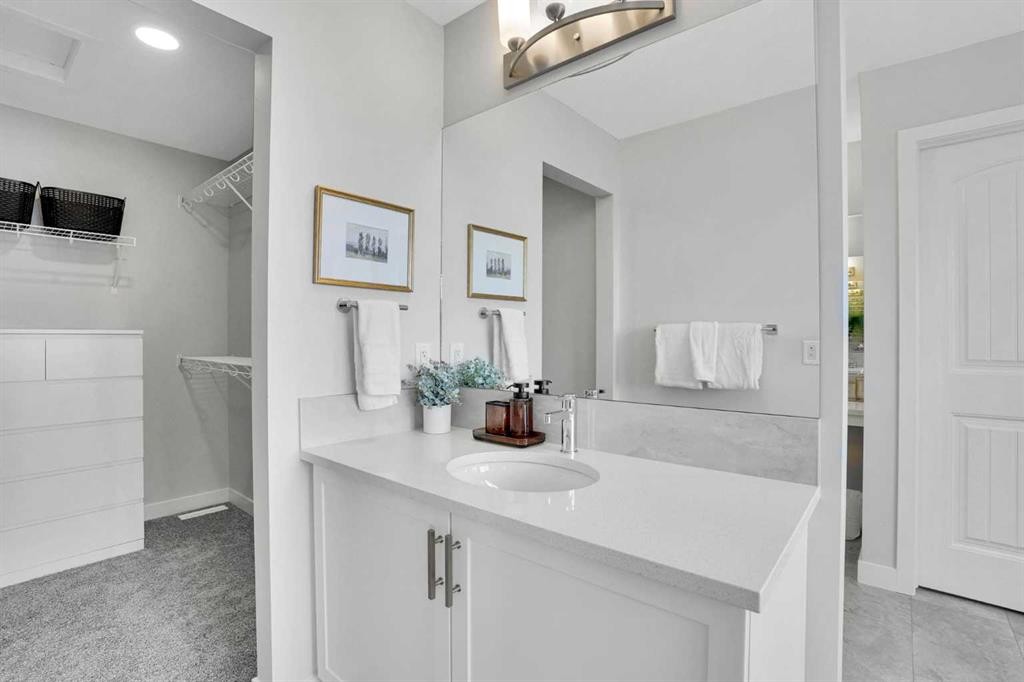 86 Edith Row Nw, Calgary, AB