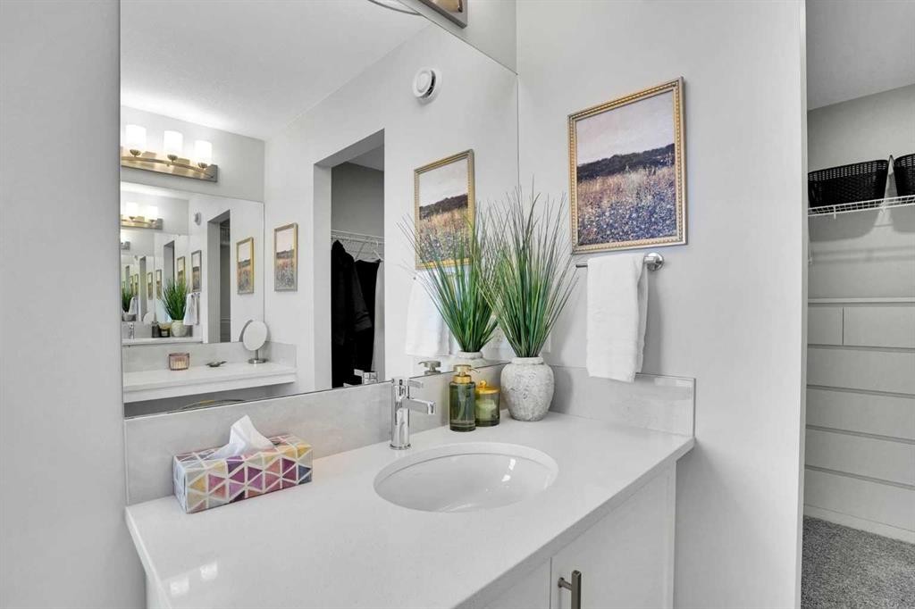 86 Edith Row Nw, Calgary, AB