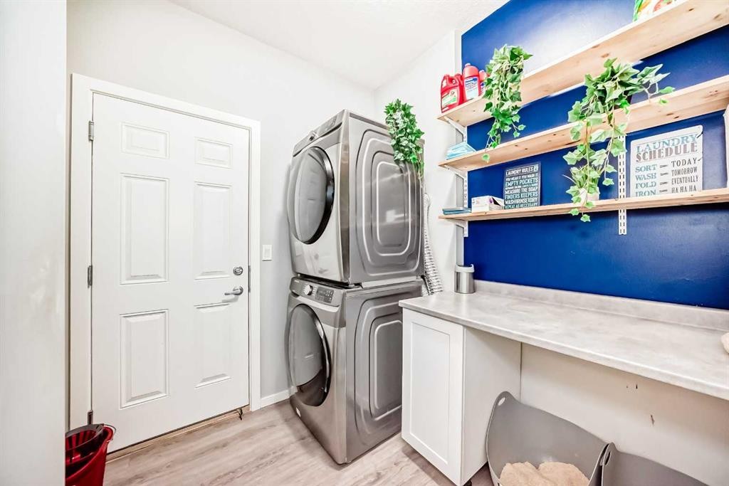 325 Sundown View, Cochrane, AB