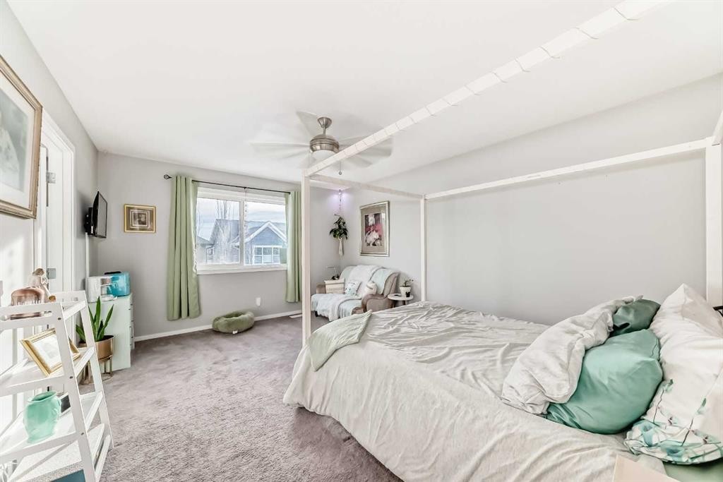 325 Sundown View, Cochrane, AB