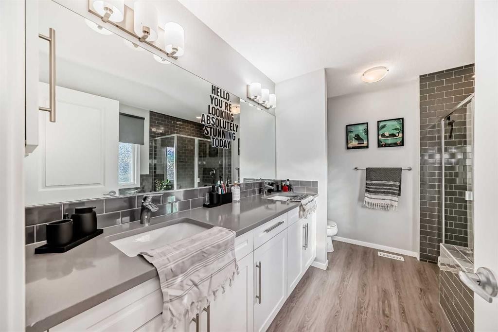 325 Sundown View, Cochrane, AB