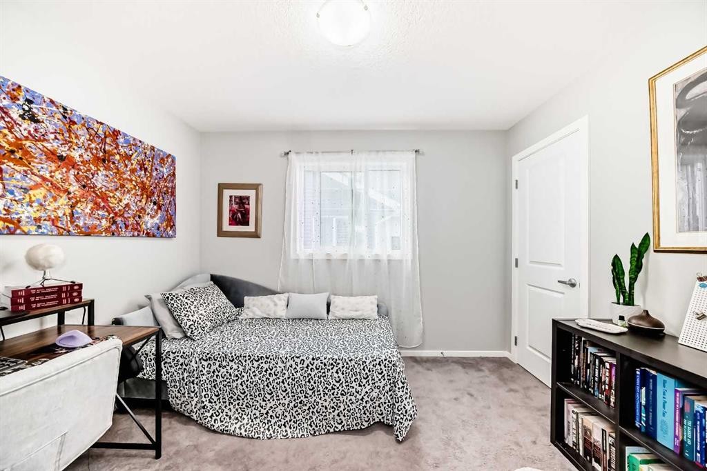 325 Sundown View, Cochrane, AB