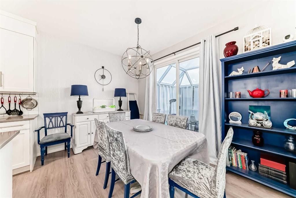 325 Sundown View, Cochrane, AB