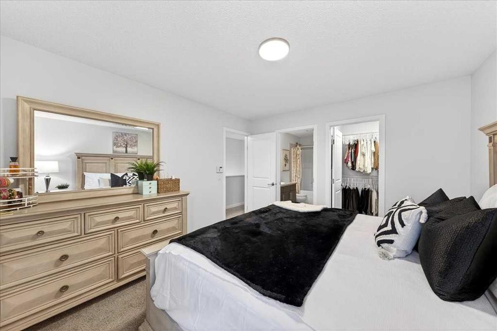 43 Chaparral Valley Common Se, Calgary, AB - Indoor Photo Showing Bedroom