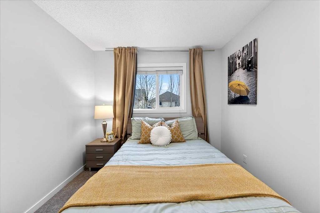 43 Chaparral Valley Common Se, Calgary, AB - Indoor Photo Showing Bedroom