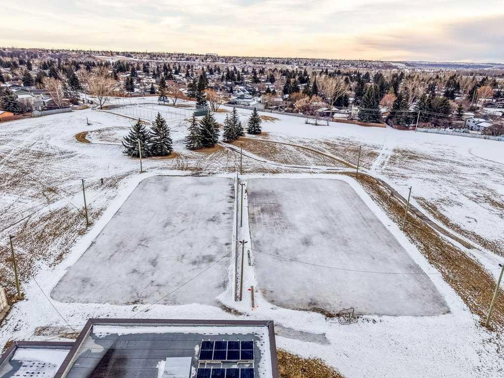 2140 146 Avenue Se, Calgary, AB - Outdoor With View