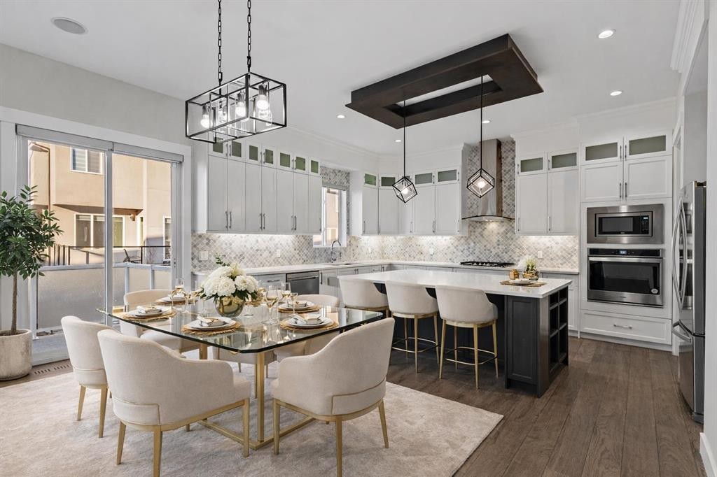 111 Kinniburgh Place, Chestermere, AB - Indoor Photo Showing Dining Room