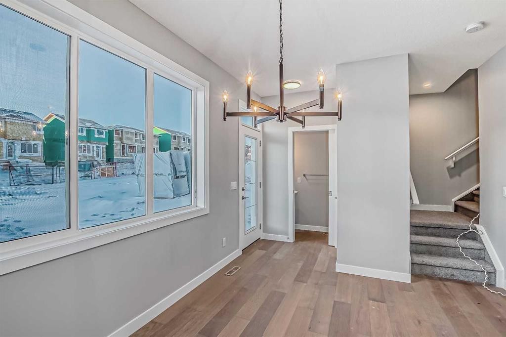 39 Agate Road, Cochrane, AB - Indoor Photo Showing Other Room