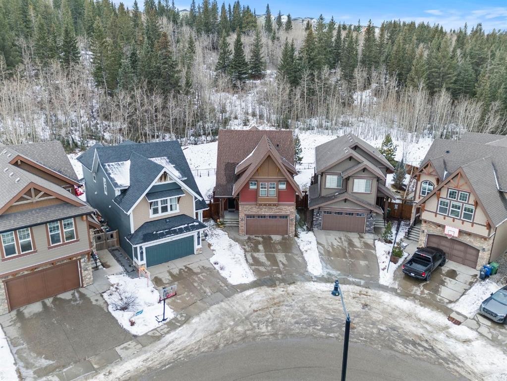 105 Riviera Crescent, Cochrane, AB - Outdoor