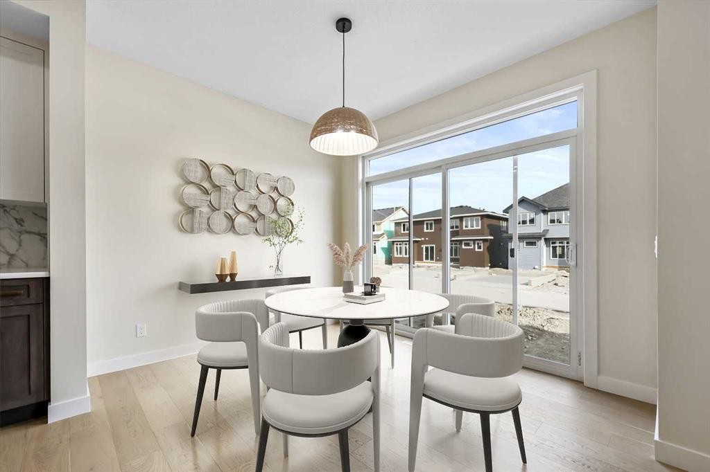 8 Topaz Place, Cochrane, AB - Indoor Photo Showing Dining Room